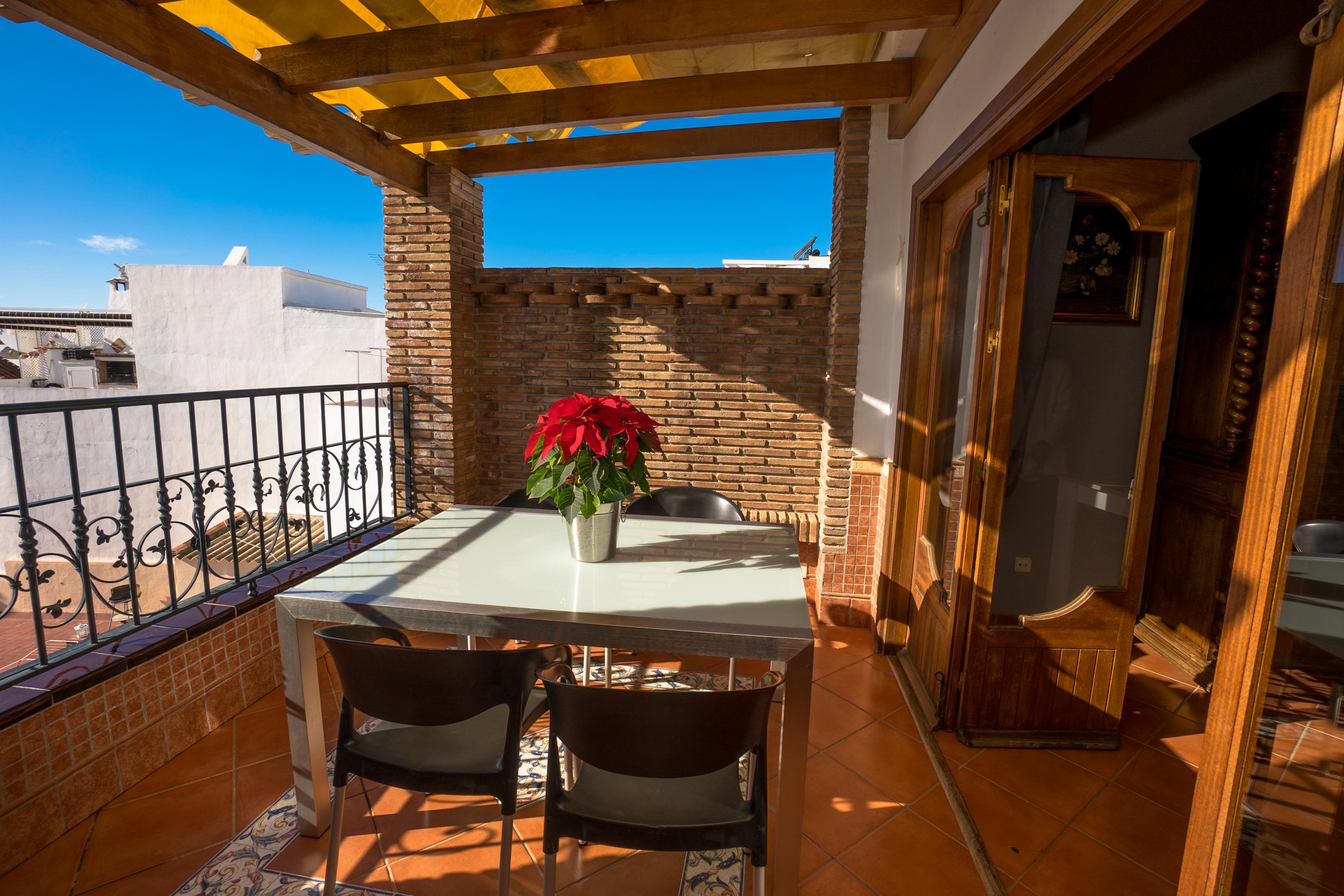 Apartamentos Abril Nerja Exterior photo